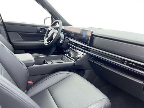 New 2025 Hyundai Santa Fe Calligraphy image 16