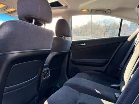 Used 2010 Nissan Maxima 3.5 S image 8