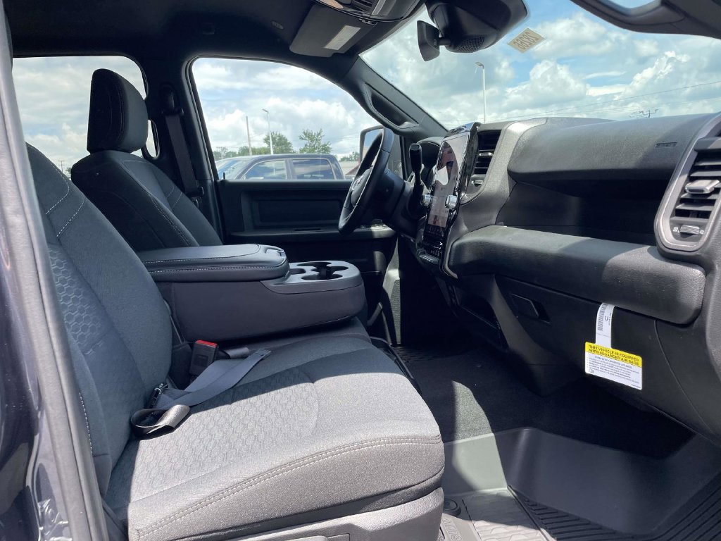 New 2026 RAM 2500 Tradesman AWD/4WD image 15