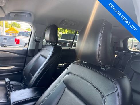 Used 2024 Ford Explorer XLT w/ Equipment Group 202A AWD/4WD image 30