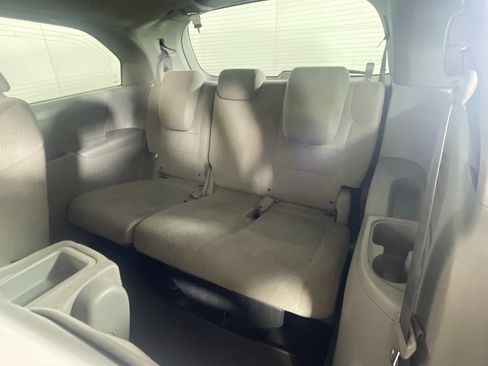 Used 2016 Honda Odyssey SE image 24
