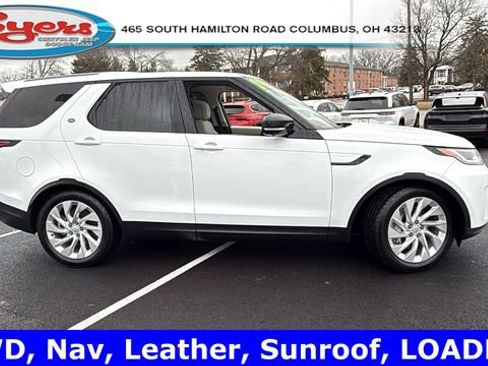 Used 2024 Land Rover Discovery S image 7