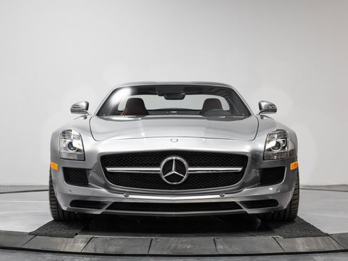 Used 2012 Mercedes-Benz SLS AMG Coupe image 36