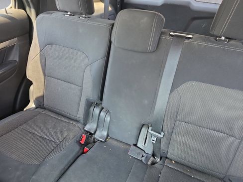 Used 2018 Ford Explorer XLT FWD image 13