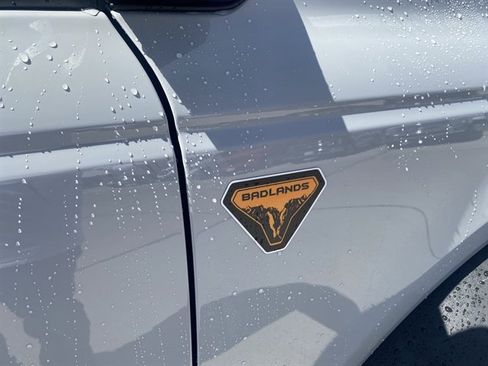 New 2026 Ford Bronco Badlands AWD/4WD image 4