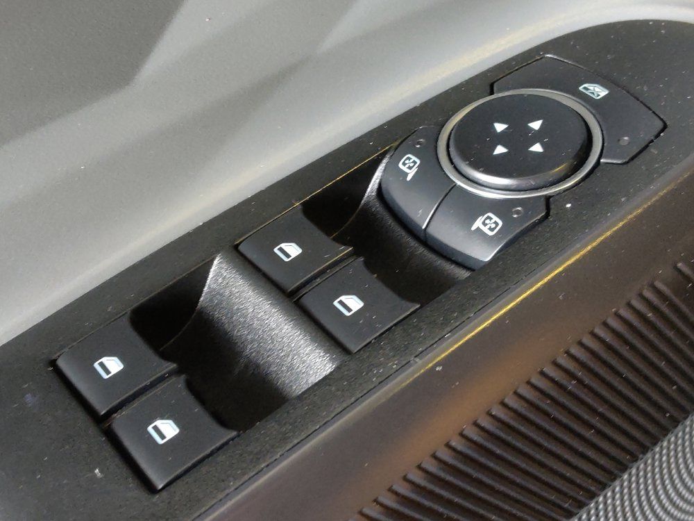 Used 2023 Ford Maverick XL FWD image 27