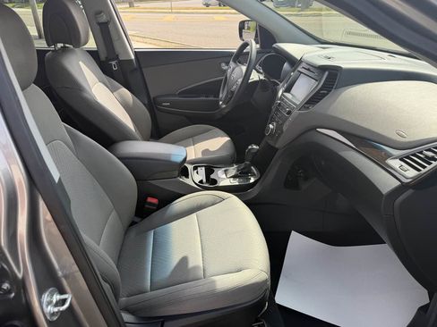 Used 2018 Hyundai Santa Fe Sport w/ 2.4L Value Package 02 AWD/4WD image 18
