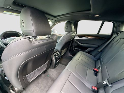 Used 2021 BMW X4 xDrive30i w/ Premium Package image 27