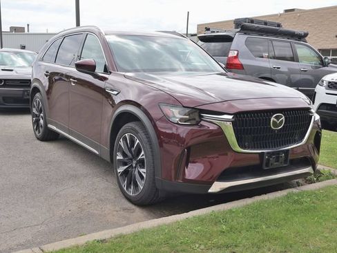 Used 2024 MAZDA CX-90 Plug-In Hybrid w/ Premium Plus AWD/4WD image 3