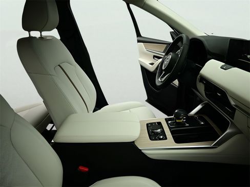 New 2025 MAZDA CX-90 Plug-In Hybrid w/ Premium Plus image 14