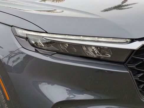 New 2025 Honda CR-V LX image 10