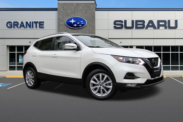 Used 2020 Nissan Rogue Sport SV w/ All-Weather Package AWD/4WD image 3
