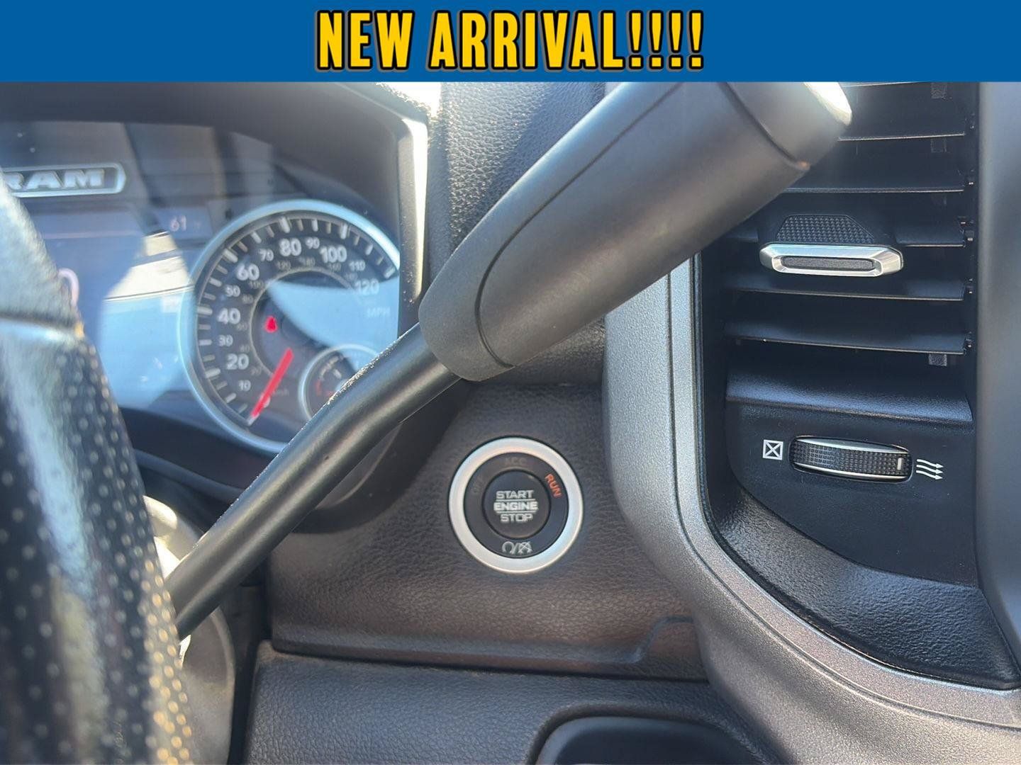 Used 2022 RAM 3500 Tradesman w/ Chrome Appearance Group AWD/4WD image 14