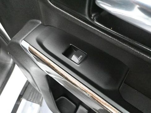 Used 2022 Chevrolet Silverado 2500 LT image 45