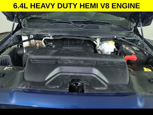 Used 2024 RAM 2500 Big Horn w/ Night Edition AWD/4WD image 5