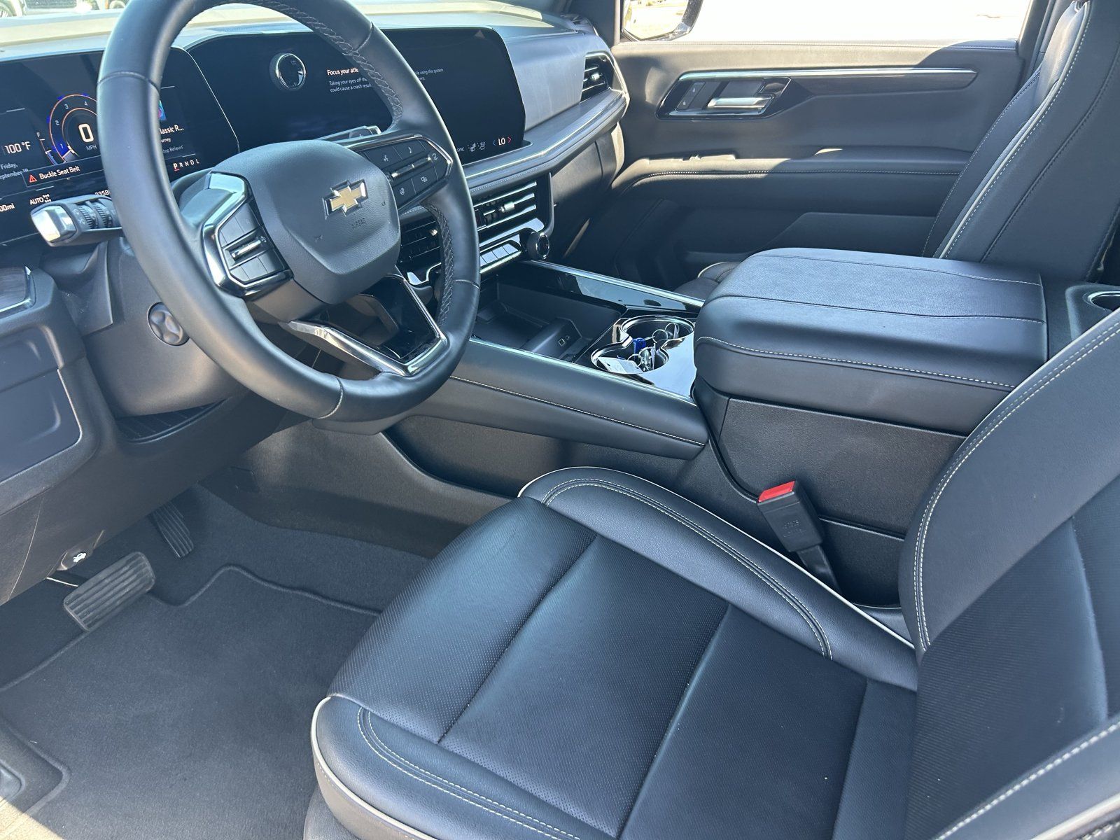 Certified 2026 Chevrolet Suburban Premier AWD/4WD image 27