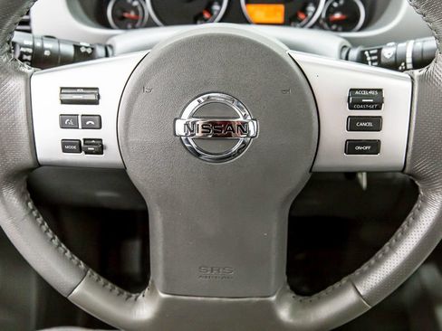 Used 2019 Nissan Frontier SL RWD image 26