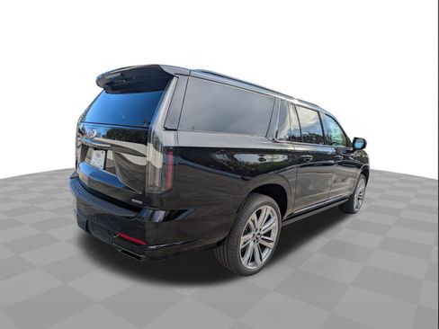 New 2026 Cadillac Escalade ESV Sport image 4