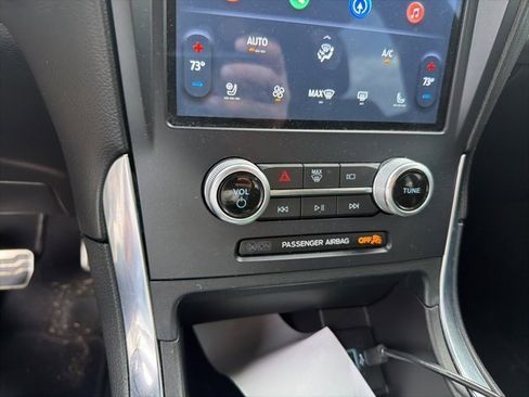 Used 2022 Ford Edge ST w/ Equipment Group 401A image 8