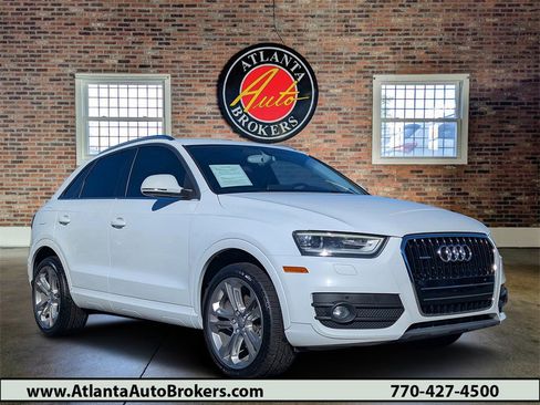 Used 2015 Audi Q3 2.0T Prestige w/ Prestige Package image 1