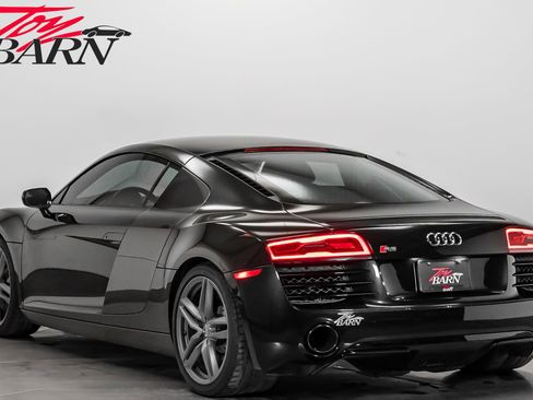 Used 2014 Audi R8 V8 image 3
