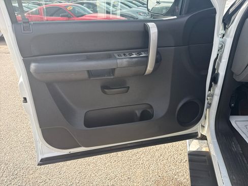 Used 2009 Chevrolet Silverado 1500 LS image 12