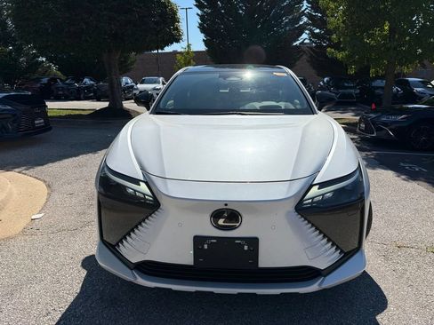 Used 2023 Lexus RZ 450e Premium w/ Technology Package AWD/4WD image 2