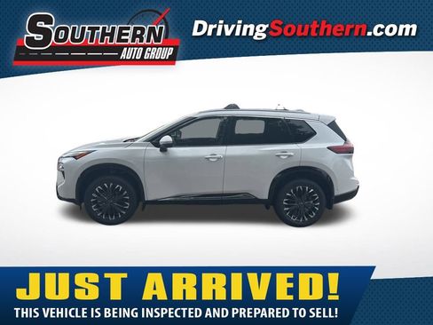 New 2026 Nissan Rogue Platinum w/ Platinum Premium Package image 1