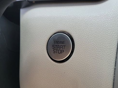 Certified 2023 Kia Sorento SX FWD image 30
