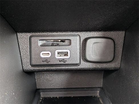 Used 2023 Chevrolet Bolt LT image 22