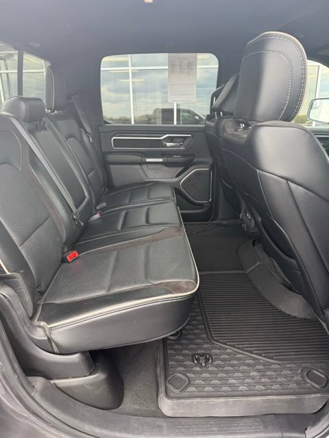 Used 2023 RAM 1500 Laramie AWD/4WD image 16