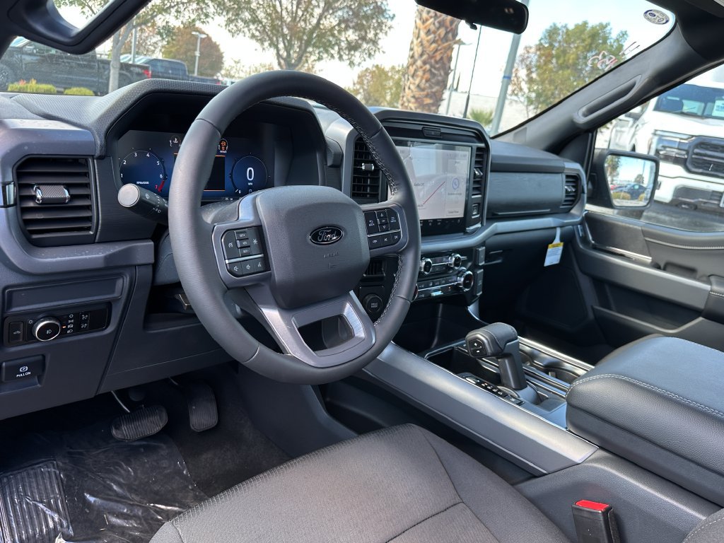 New 2026 Ford F150 XLT w/ XLT Black Appearance Package RWD image 21