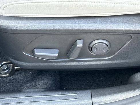 Certified 2025 Hyundai Tucson SEL image 16