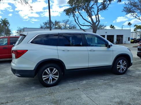 Used 2017 Honda Pilot EX-L image 11