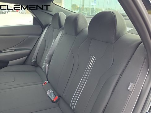 Certified 2025 Hyundai Elantra Sport FWD image 33