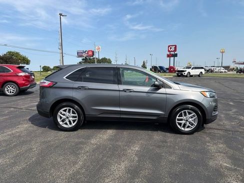 Used 2024 Ford Edge SEL w/ Convenience Package AWD/4WD image 6