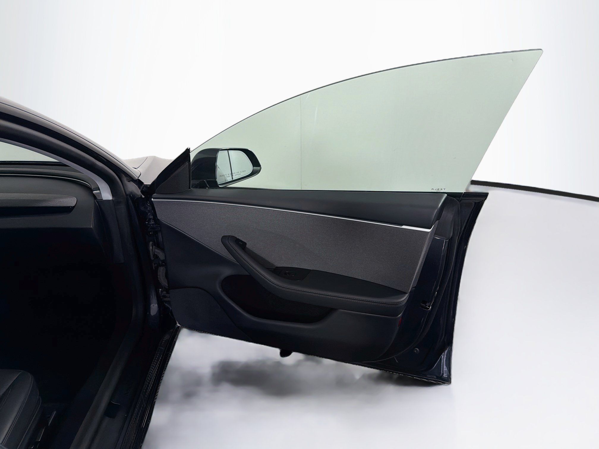 Used 2025 Tesla Model 3 Long Range RWD image 33
