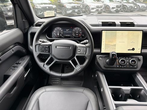 New 2026 Land Rover Defender 110 X-Dynamic SE AWD/4WD image 28