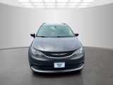 Used 2021 Chrysler Voyager Lxi image 2
