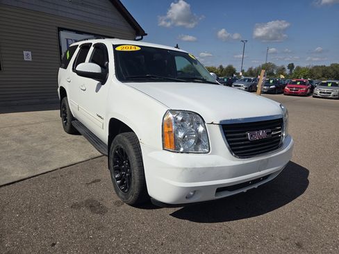 Used 2014 GMC Yukon SLE image 3