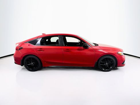 Used 2023 Honda Civic Sport image 4
