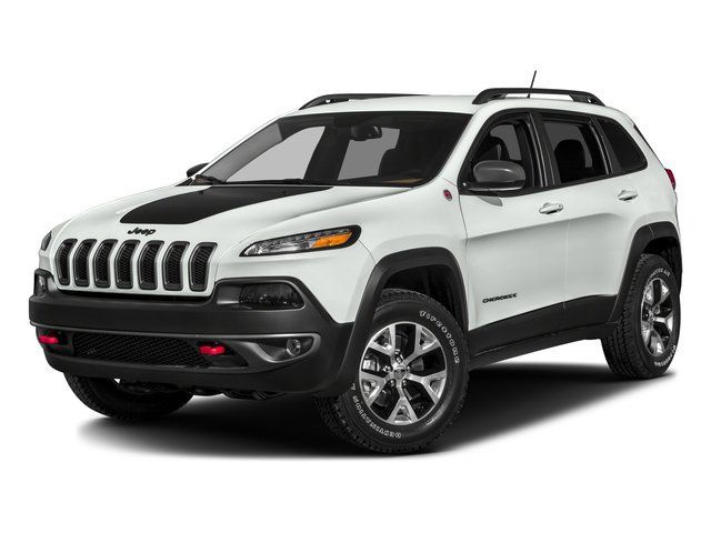 Used 2016 Jeep Cherokee Trailhawk w/ Comfort/Convenience Group AWD/4WD image 4