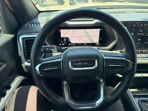 Used 2024 GMC Canyon Elevation w/ Convenience Package RWD image 7