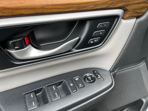 Used 2018 Honda CR-V EX-L image 12