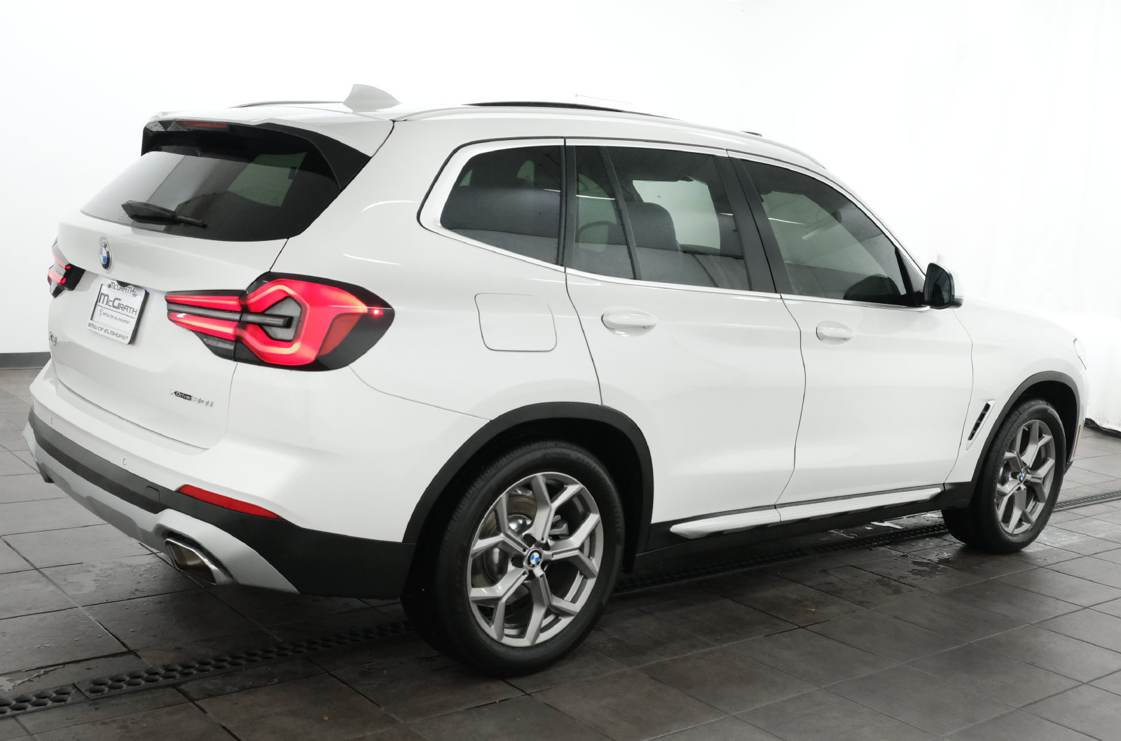 Used 2024 BMW X3 xDrive30i w/ Convenience Package AWD/4WD image 6