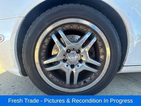 Used 2005 Mercedes-Benz E 500 4MATIC Sedan image 10