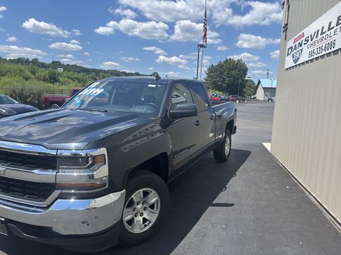 Used 2018 Chevrolet Silverado 1500 LT AWD/4WD image 14