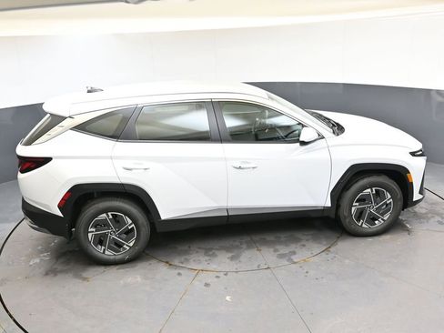 New 2026 Hyundai Tucson Blue SE image 51