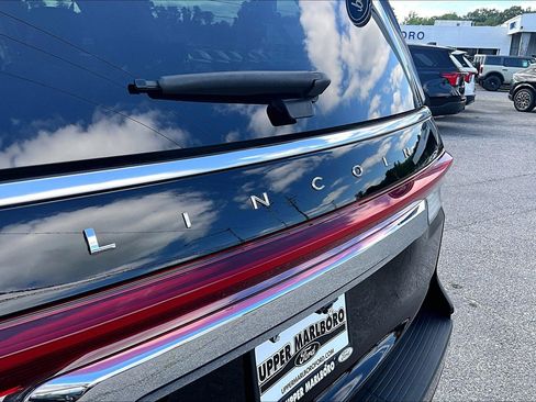 Used 2022 Lincoln Navigator L Reserve AWD/4WD image 8