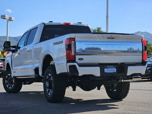 Used 2024 Ford F250 Platinum w/ Tremor Off-Road Package AWD/4WD image 18